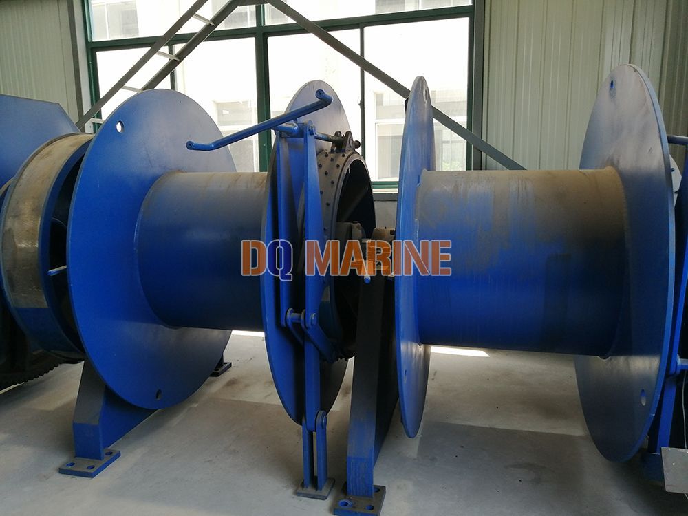 /photo/15T-Hydraulic-Anchor-Windlass-2.jpg