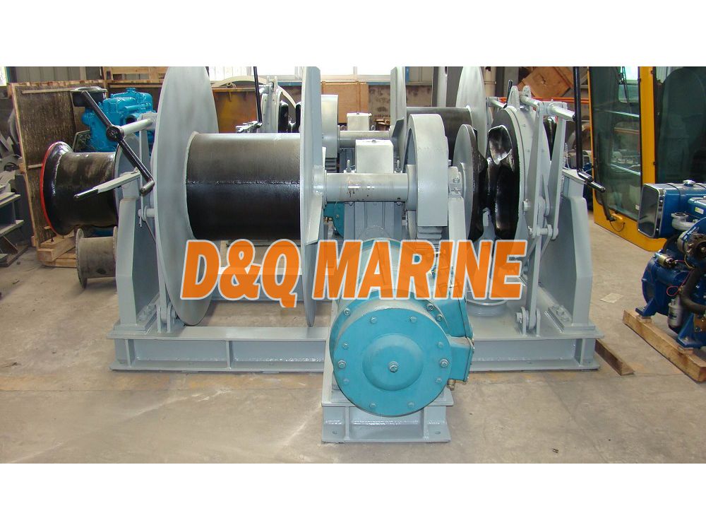 /photo/Electric-combined-windlass-for-28mm-chain.jpg