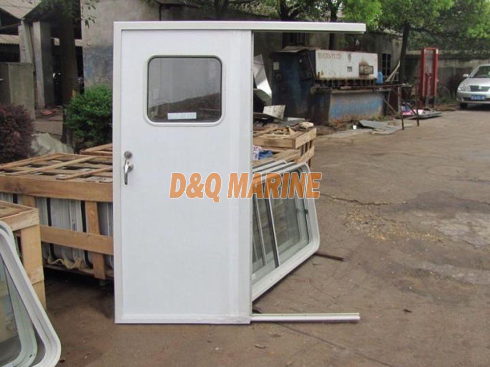 Integral Sliding Door For Wheelhouse