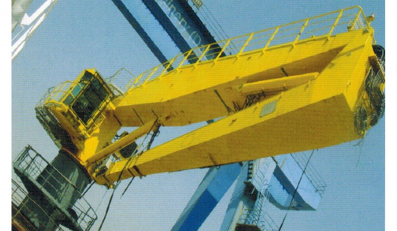 15t Knuckle jib crane(cylinder luffing crane) - Image 1