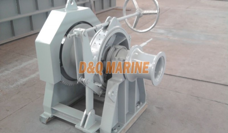 2Ton Hydraulic mooring winch - Image 1