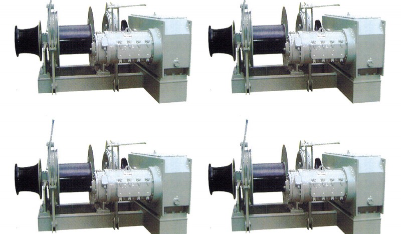34mm Single electric combinded windlass - Image 1