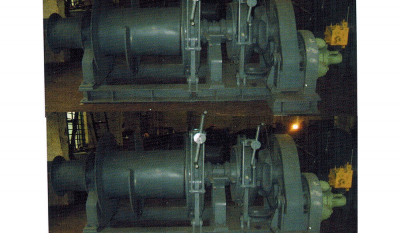 40mm Hydraulic Combined Windlass - Image 1