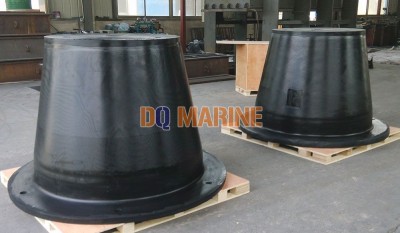 Cone Type Rubber Fenders thumbnail 1