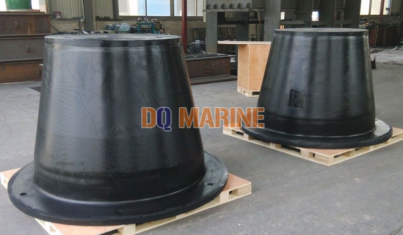 Cone Type Rubber Fenders - Image 1