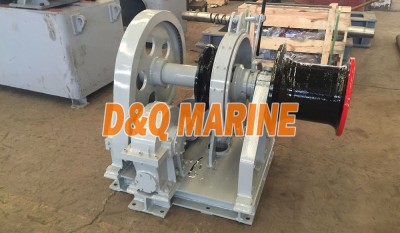Electric anchor windlass for 19mm chain thumbnail 1