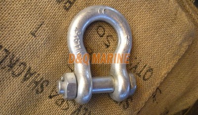 G2130 Bow Shackle with nuts thumbnail 1