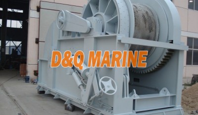 Hydraulic mooring winch with 1000kn pull thumbnail 1