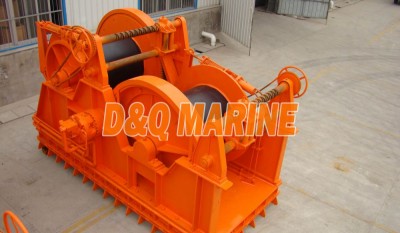 Hydraulic towing winch thumbnail 1