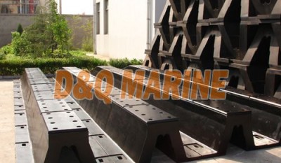 Super Arch Rubber Fender thumbnail 1