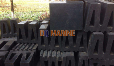 W Type Rubber Fender thumbnail 1