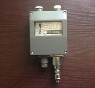 YWK-50-C Pressure Controller