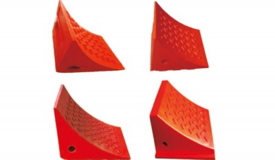 Urethane Wheel Chock thumbnail 1
